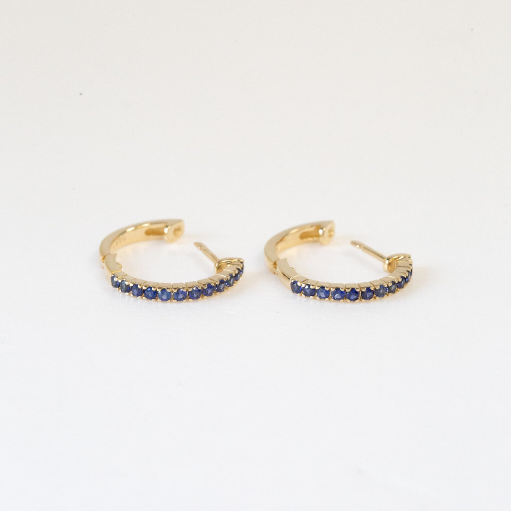 American Jewelry 14k Yellow Gold 0.50ctw Blue Sapphire Huggie Hoop Earrings