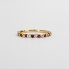 American Jewelry 14k Yellow Gold 0.20ctw Round Diamond 0.32ctw Ruby Alternating Band (Size 7)
