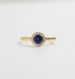 American Jewelry 14k Yellow Gold 0.14ctw Diamond 0.62ct Round Blue Sapphire Ring (Size 7)