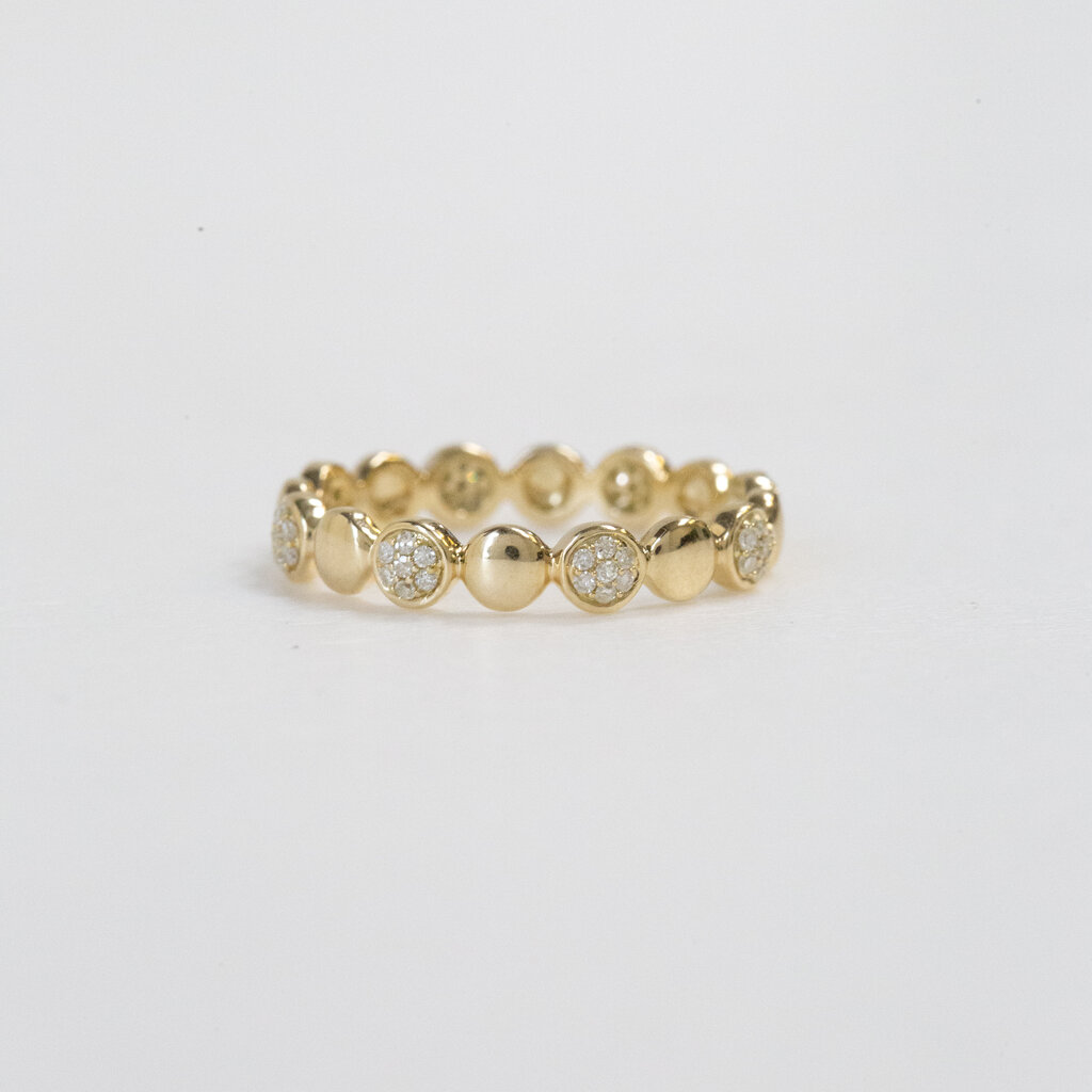 American Jewelry 14k Yellow Gold 0.20ctw Diamond Station Bezel Stackable Band (Size 7)