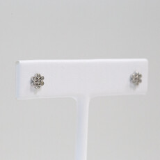 American Jewelry 14k White Gold 0.12ctw Diamond Bezel Daisy Flower Stud Earrings