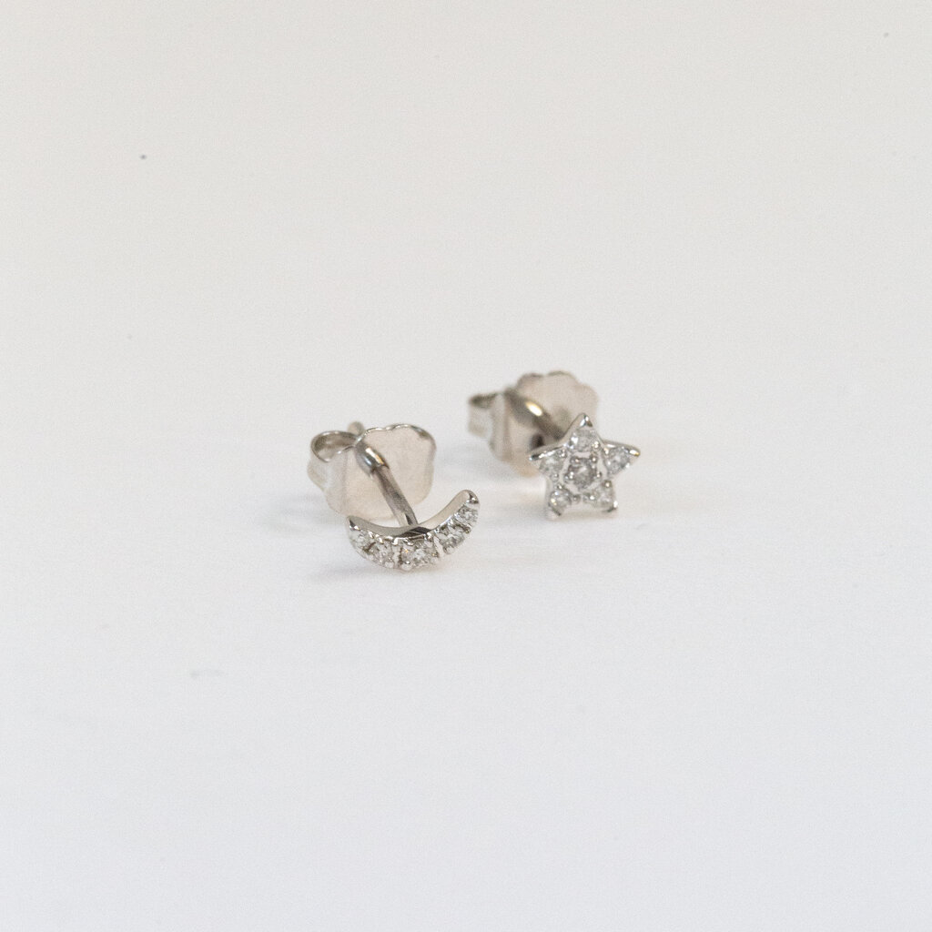 American Jewelry 14k White Gold 0.12ctw Diamond Moon and Star Stud Earrings