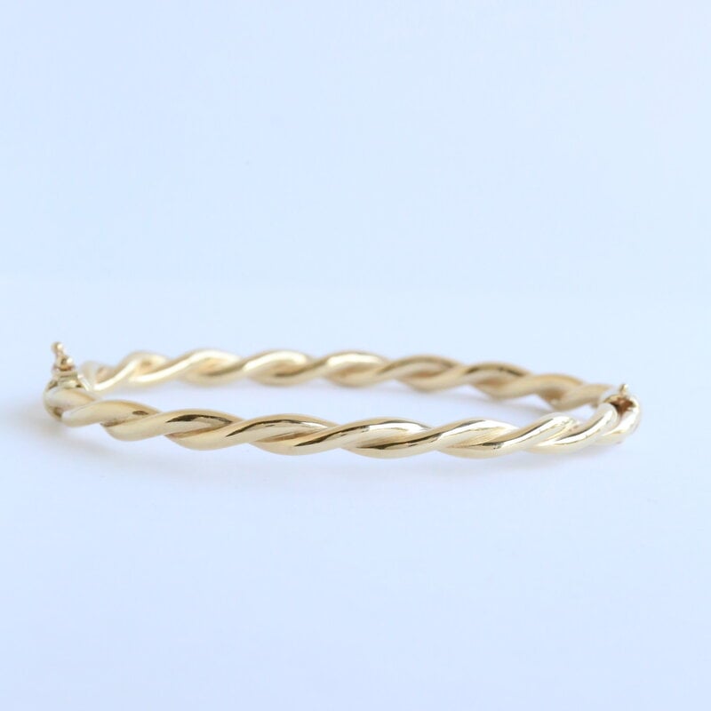 American Jewelry 14k Yellow Gold Polished Twisted Bangle Bracelet