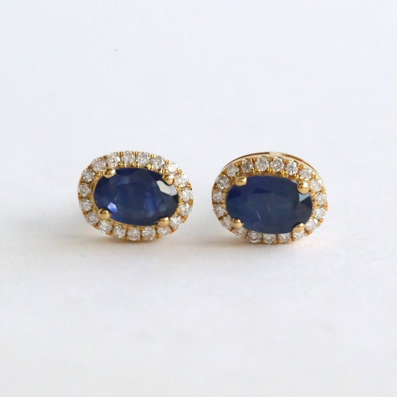 American Jewelry 14k Yellow Gold .16ctw Diamond & Sapphire Oval Halo Earrings