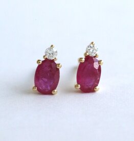 American Jewelry 14k Yellow Gold Ruby & Diamond Accent Oval Stud Earrings
