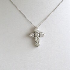 American Jewelry 14k White Gold 1.13ctw Diamond Cross Necklace