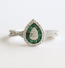 American Jewelry 10k White Gold .32ct Diamond .17ct Emerald Pear CLuster Halo Infinity Band Ring (Size 7)