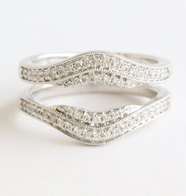 American Jewelry 14k White Gold .40ctw Diamond Curved Ring Guard (size 7)