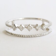American Jewelry 14k White Gold .21ctw Geometric Shape Ring Guard (Size 7)