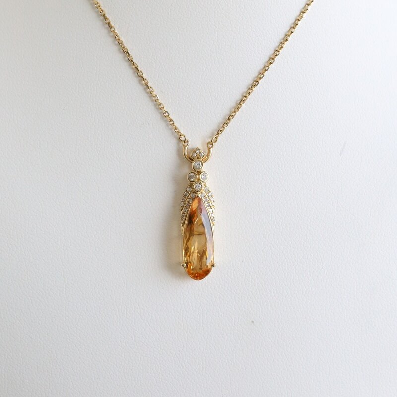 American Jewelry 14k Yellow Gold 3.78ct Imperial Topaz .11ctw Diamond Oval Drop Necklace