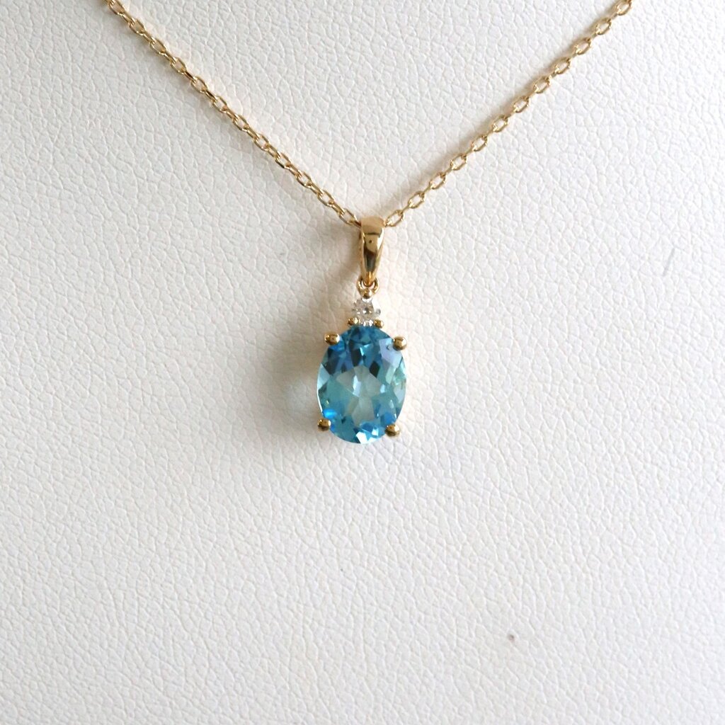 American Jewelry 14k Yellow Gold Blue Topaz Diamond Accent Oval Necklace