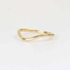 American Jewelry 14k Yellow Gold Polished Contour Band (Size 7)