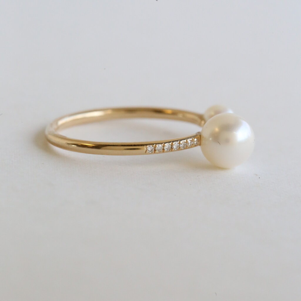 American Jewelry 14k Yellow Gold .04ctw Diamond & Pearl Open Wrap Ring