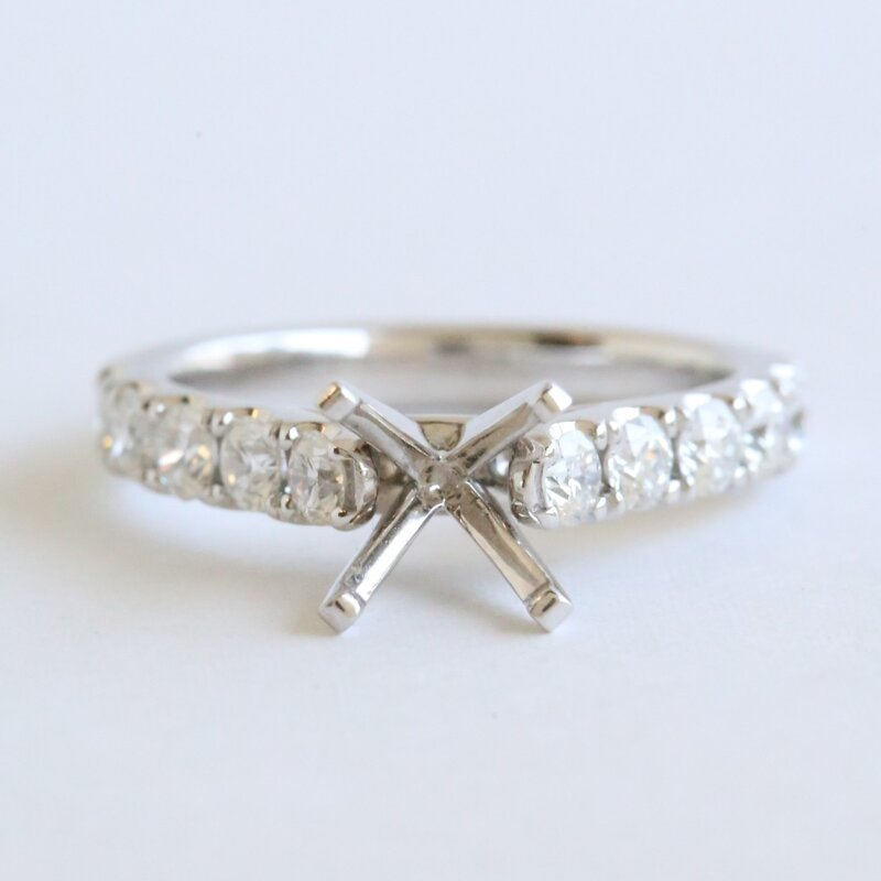 American Jewelry 14k White Gold .91ctw Diamond Straight Semi Mount Engagement Ring