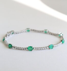 American Jewelry 14k White Gold 3.83ctw Emerald .90ctw Diamond Tennis Bracelet