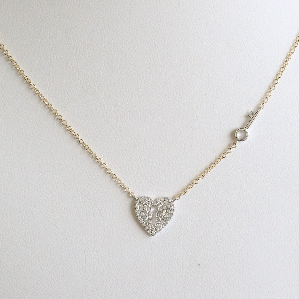 American Jewelry 14k White Gold .15ctw Diamond Pave Lock & Key Necklace