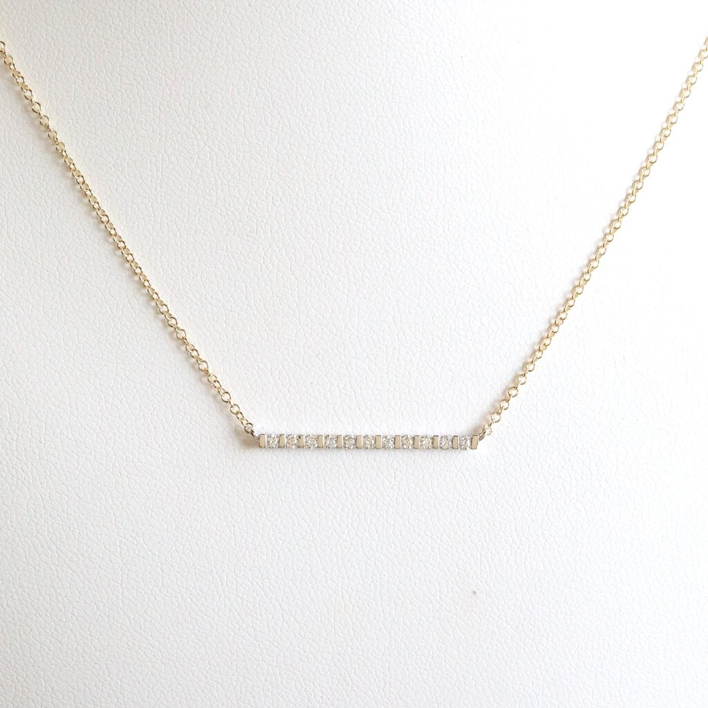 American Jewelry 14k Yellow Gold .18ctw Diamond Horizontal Bar Necklace