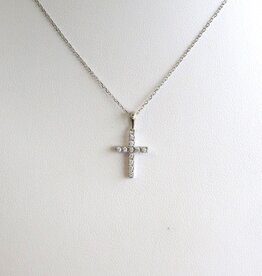 American Jewelry 14k White Gold .07ctw Diamond Cross Necklace