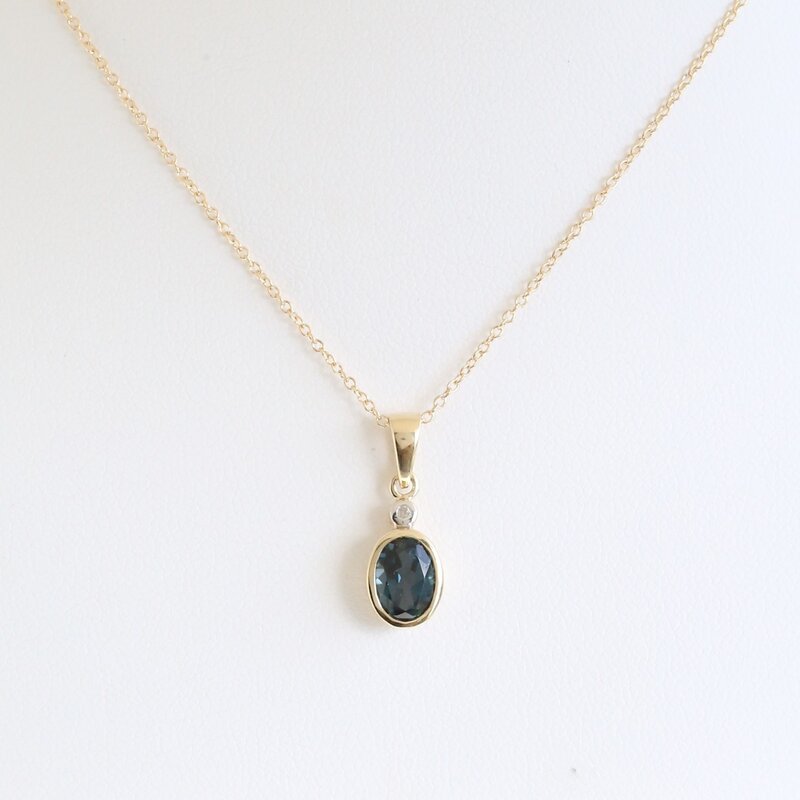 American Jewelry 10k Yellow Gold London Blue Topaz Bezel Necklace (On 14k Chain)