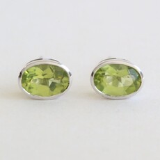 American Jewelry 10k White Gold1.52ctw Peridot Bezel Stud Earrings