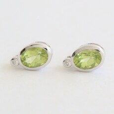 American Jewelry 10k White Gold Peridot Diamond Bezel Stud Earrings