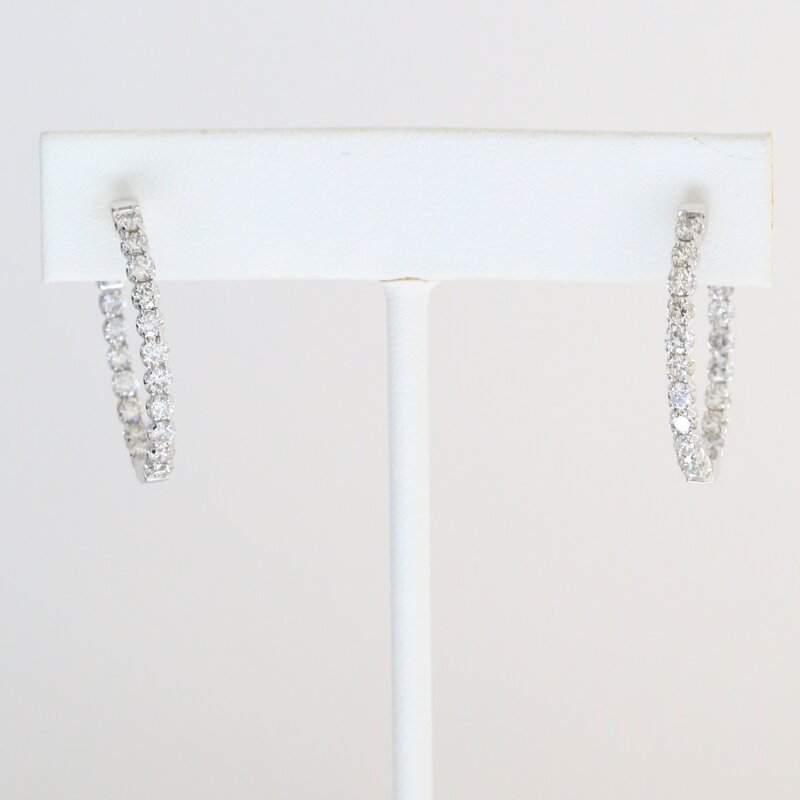 American Jewelry 14k White Gold 1.95ctw Diamond Oval Inside out Hoop Earrings