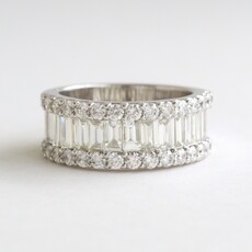 14k White Gold 3ctw Diamond Baguette & Round Band RIng
