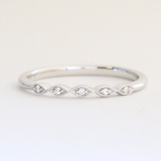 American Jewelry 14k White Gold .03ctw Diamond Accent Milgrain Wedding Band