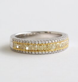 American Jewelry 18k White Gold 1.01ctw Fancy Yellow .18ctw Diamond 3 Row Channel Band