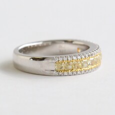 American Jewelry 18k White Gold 1.01ctw Fancy Yellow .18ctw Diamond 3 Row Channel Band