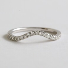 American Jewelry 18k White Gold .27ctw DIamond Curved Contour Wedding Band