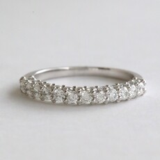 American Jewelry 18k White Gold 1.07ctw Diamond Double Edged Straight Wedding Band