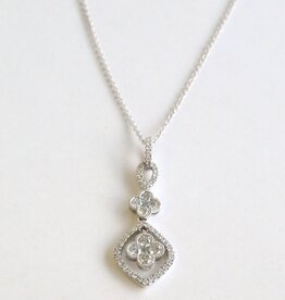 American Jewelry 18k White Gold .77ctw DIamond Open Marquise Clover Milgrain Necklace