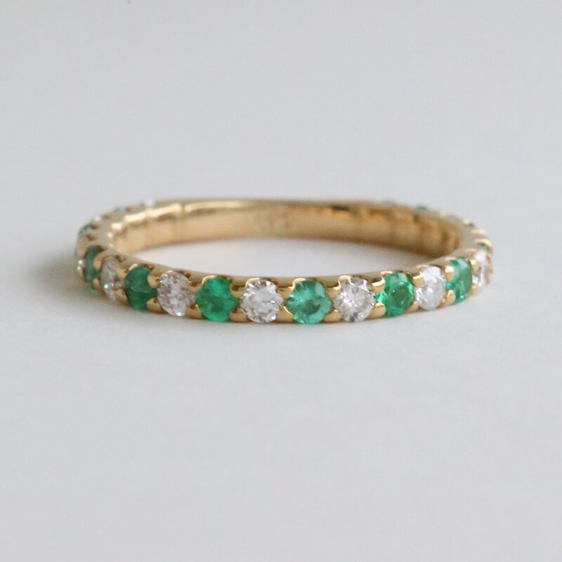 American Jewelry 14k Yellow Gold .31ctw Diamond .50ctw Emerald Stackable Band