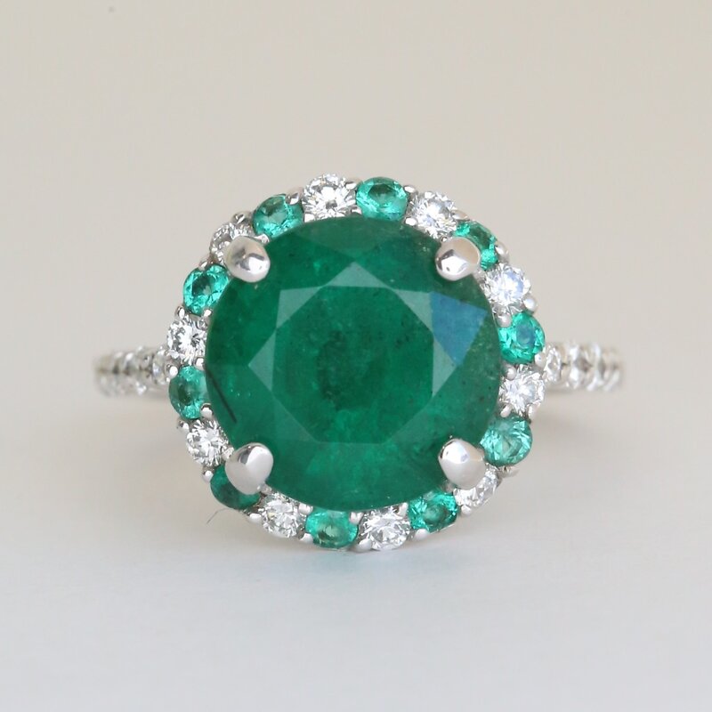 American Jewelry 18k White Gold 5.55ctw Emerald .62ctw Diamond Halo Round Ring