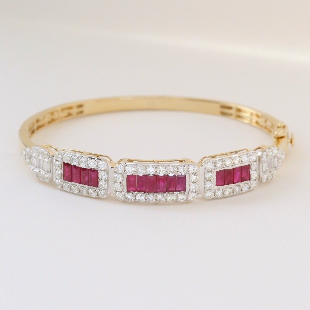 14k Yellow Gold 2.66ctw Ruby 2.55ctw Diamond Baguette & Round Hinged Bangle Bracelet