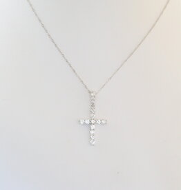 American Jewelry 18k White Gold .75ctw Diamond Cross Necklace