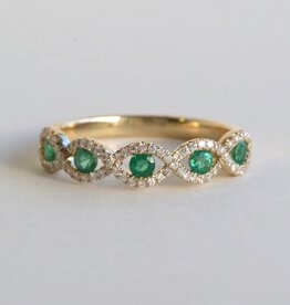 American Jewelry 14k Yellow Gold .38ctw Emerald .25ctw Diamond Infinity Ring