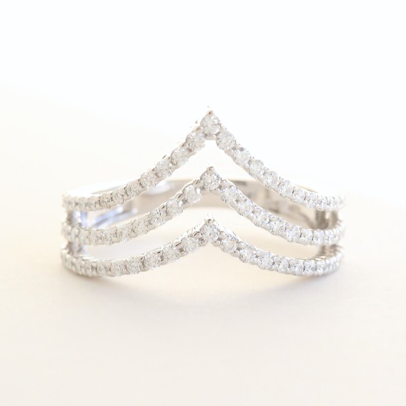 American Jewelry 14k White Gold .73ctw Diamond Double Stack V Contour Wedding Band