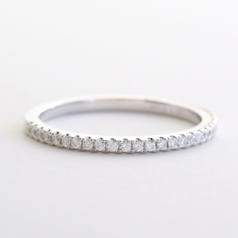 American Jewelry 14k White Gold .14ctw Diamond Straight Wedding Band