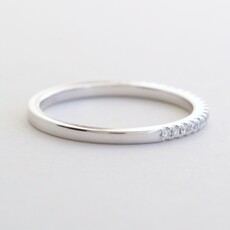 American Jewelry 14k White Gold .14ctw Diamond Straight Wedding Band