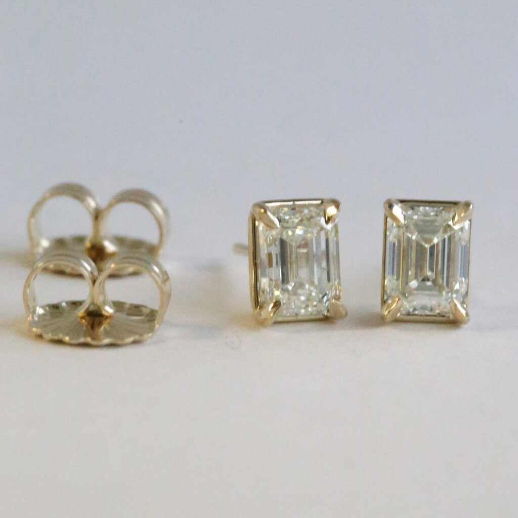 American Jewelry 14k Yellow Gold 2.00ctw  J/SI1 Emerald Cut Diamond Stud Earrings