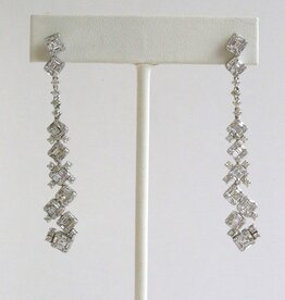American Jewelry 14k White Gold 2.81ctw Baguette & Round Diamond Dangle Earrings