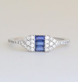 American Jewelry 14k White Gold .20ctw Diamond .29ctw Sapphire Cluster Side Baguette Ring