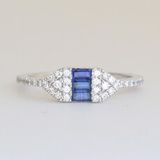 American Jewelry 14k White Gold .20ctw Diamond .29ctw Sapphire Cluster Side Baguette Ring