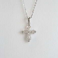 American Jewelry 18k White Gold 0.75ctw Kite Diamond Cross Pendant Necklace (18")