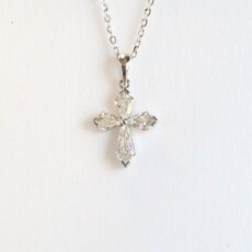 American Jewelry 18k White Gold 0.48ctw Kite Diamond Cross Pendant Necklace (18")