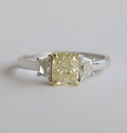 American Jewelry 14K White & Yellow Gold 1.55ctw (1.17 Y/Z VVS1 GIA Ctr) Elongated Cushion and Trapezoid Three Stone Engagement Ring