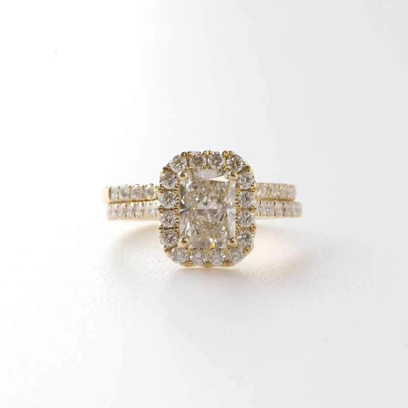 American Jewelry 14k Yellow Gold 2.45ctw (1.5ct F/VS1 Center) Radiant Halo Wedding Set