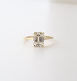 American Jewelry 14k Yellow Gold 2.50ct F/VS1 IGI Antique Emerald Cut Lab Grown Solitaire Cathedral Engagement Ring